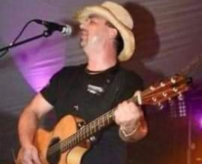 Souper Halloween avec le chansonnier Kevin Boudrias
